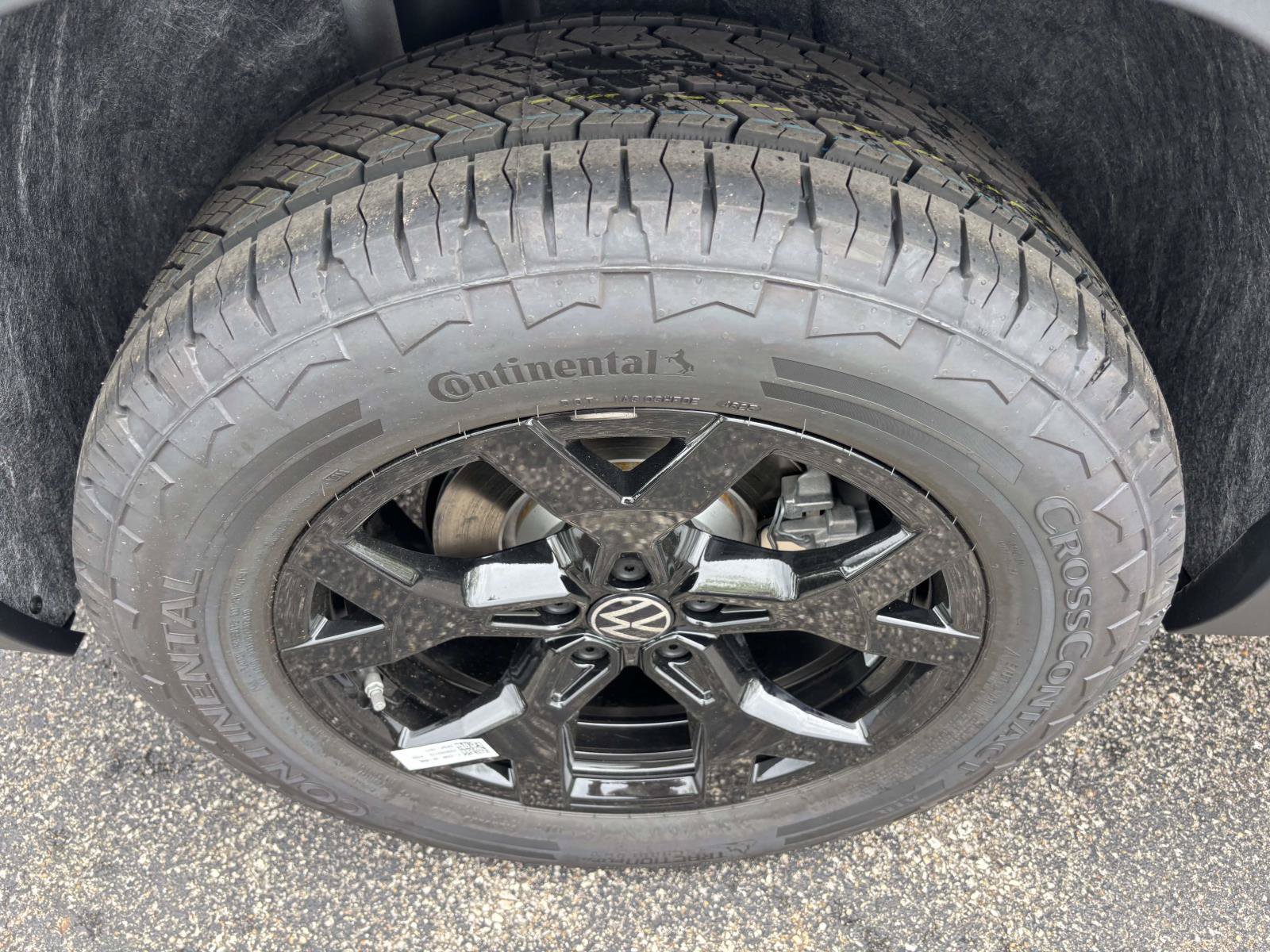 New 2026 Volkswagen Atlas Peak Edition AWD/4WD image 10