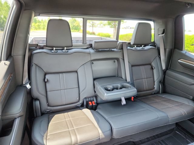 New 2026 Chevrolet Silverado 1500 High Country w/ High Country Premium Package AWD/4WD image 18