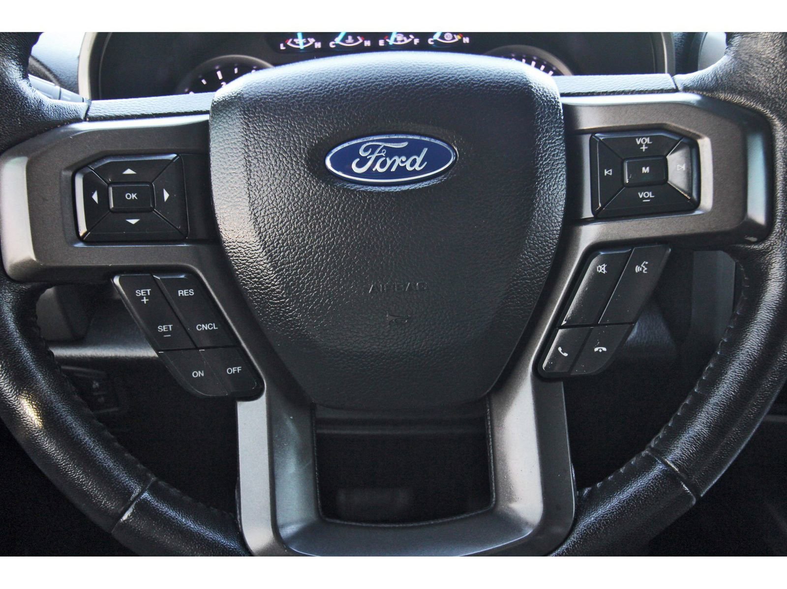 Used 2019 Ford Expedition Max XLT image 18
