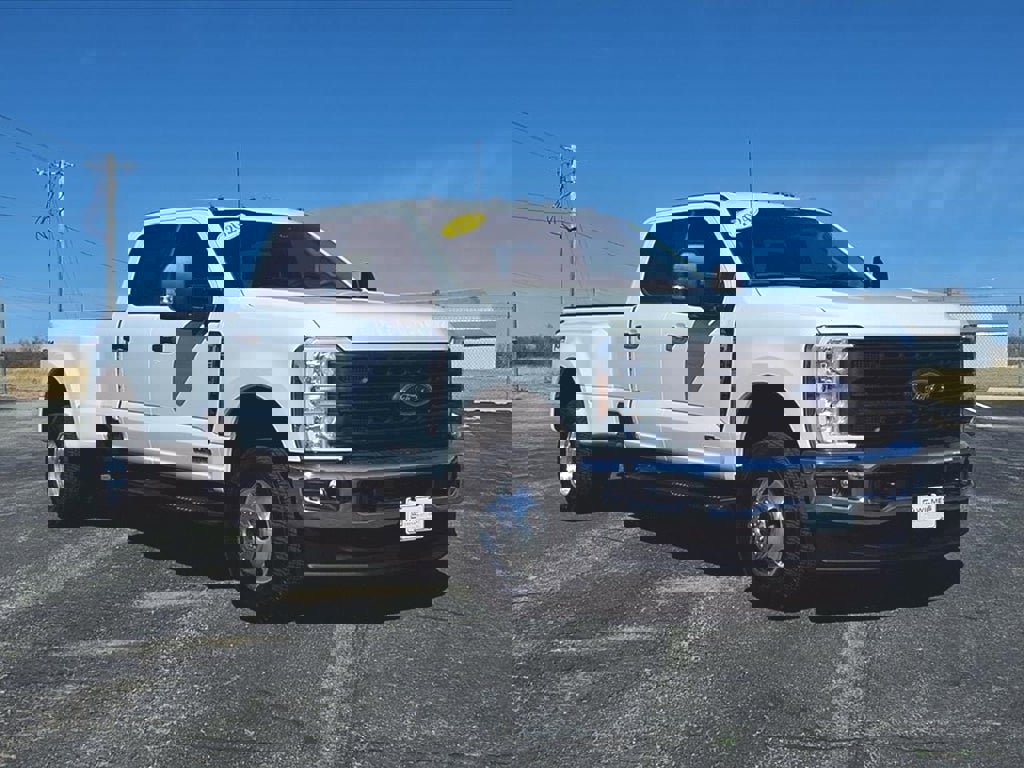 Used 2024 Ford F350 XL w/ 360-Degree Camera Package image 1
