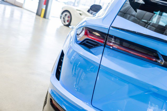 Used 2024 Lamborghini Urus Performante AWD/4WD image 18