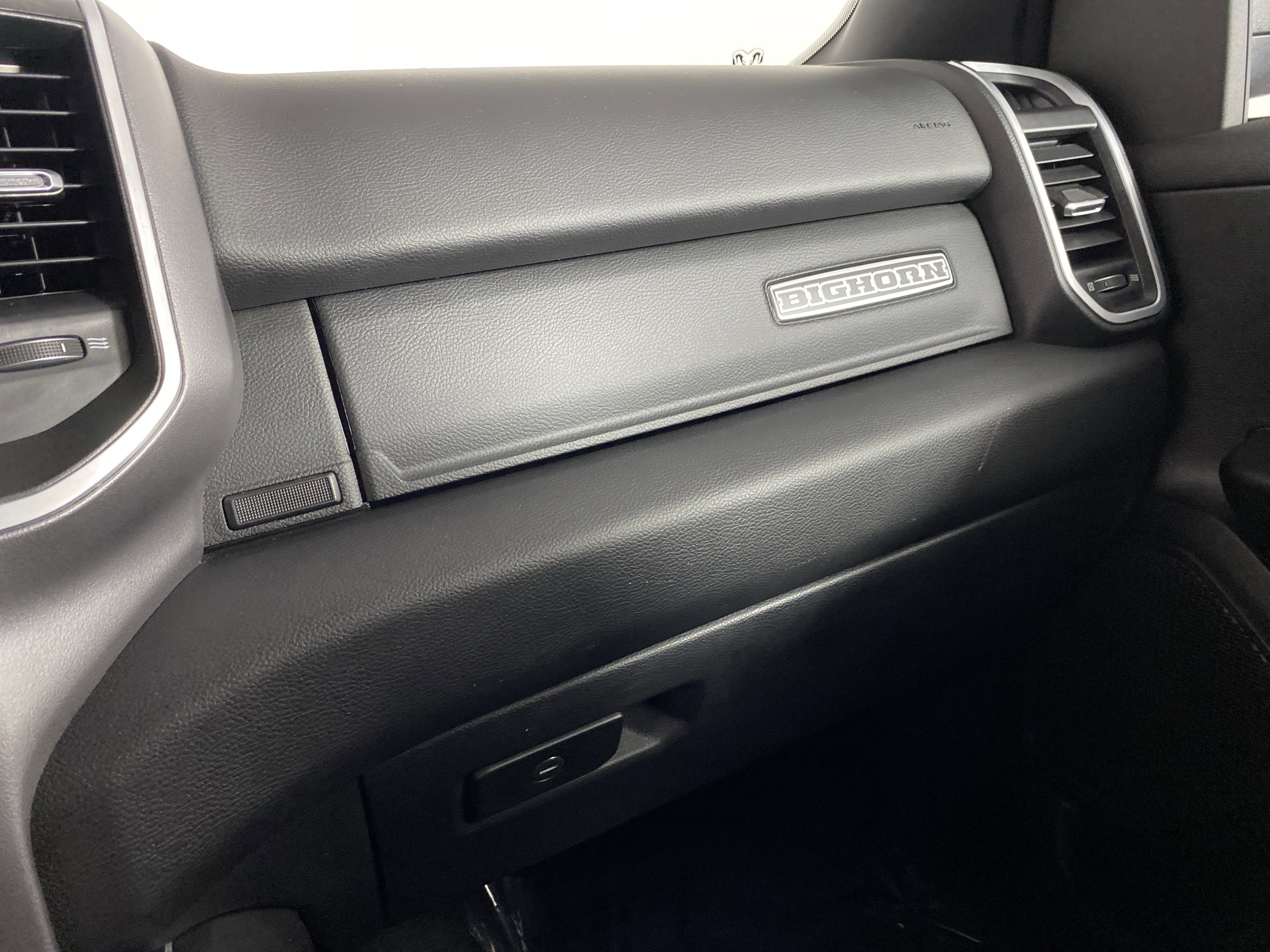 Used 2023 RAM 1500 Big Horn AWD/4WD image 33