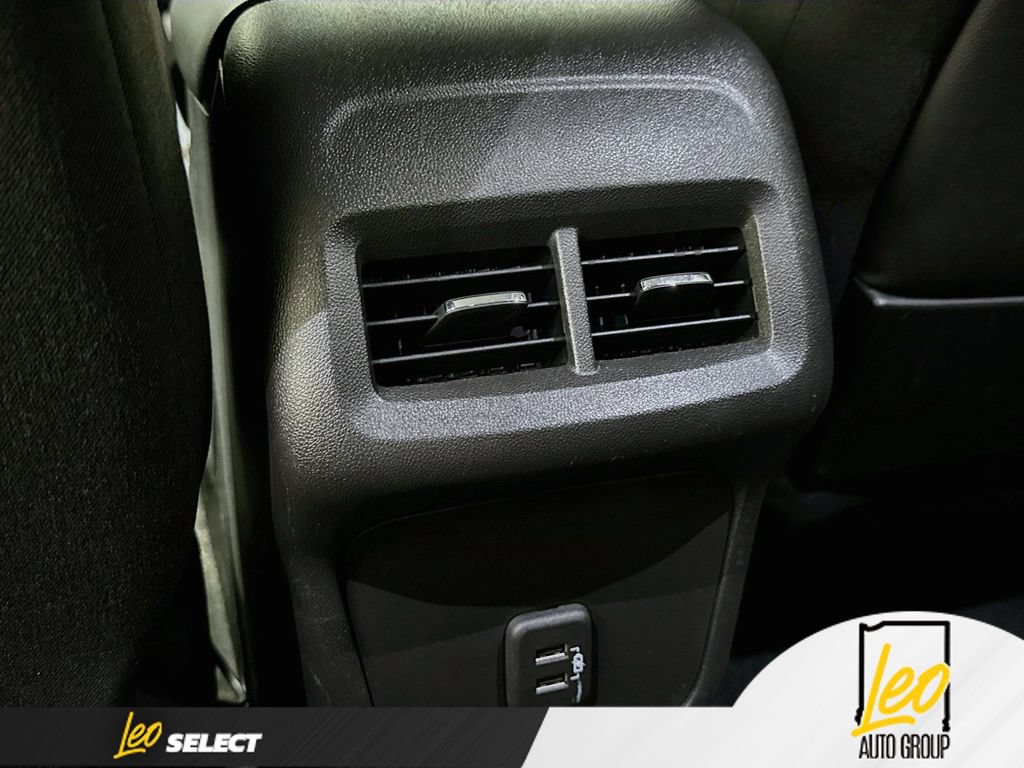 Used 2022 GMC Terrain SLE w/ GMC Pro Grade Package AWD/4WD image 28