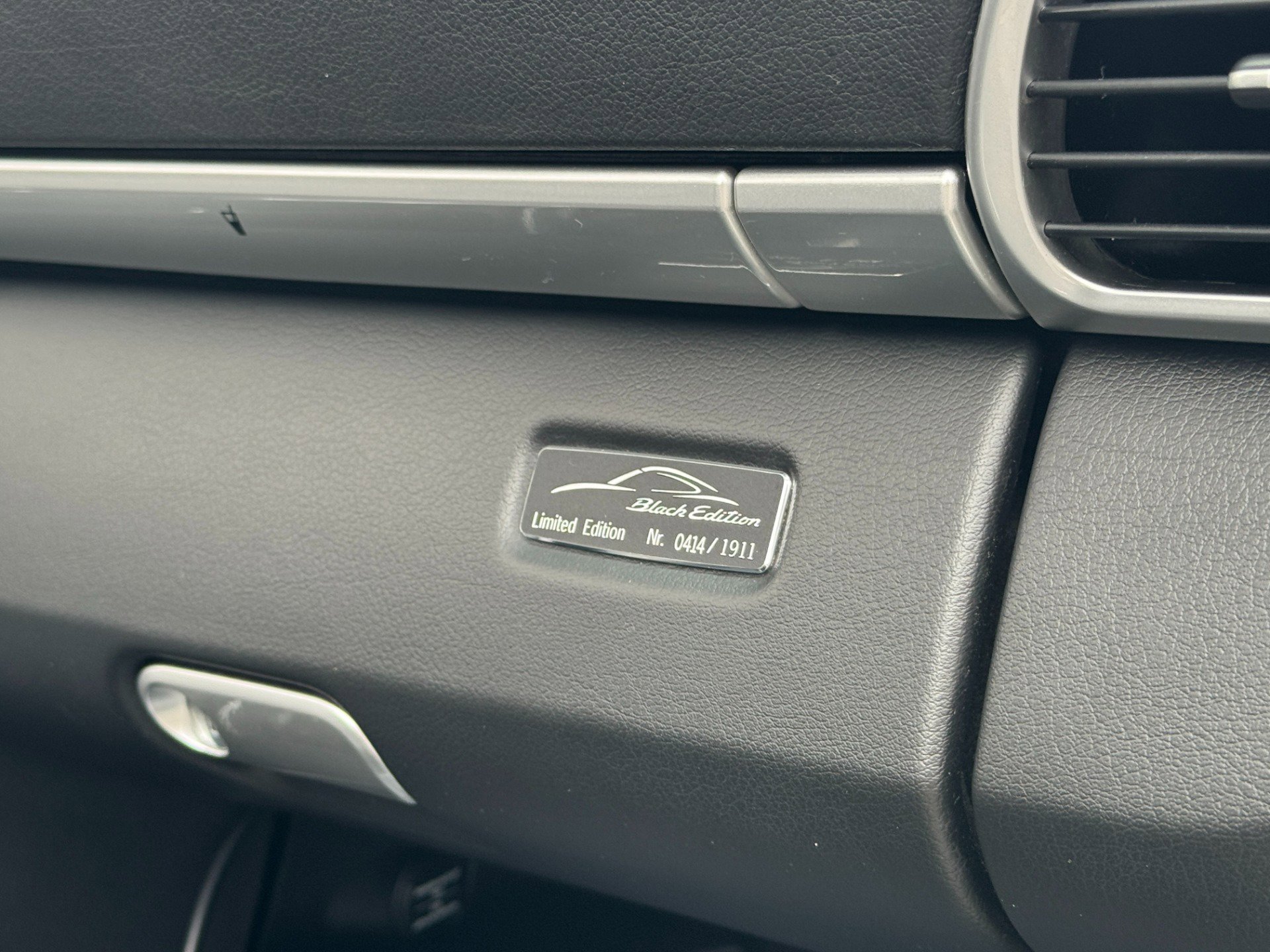 Used 2012 Porsche 911 Carrera Black Edition image 55