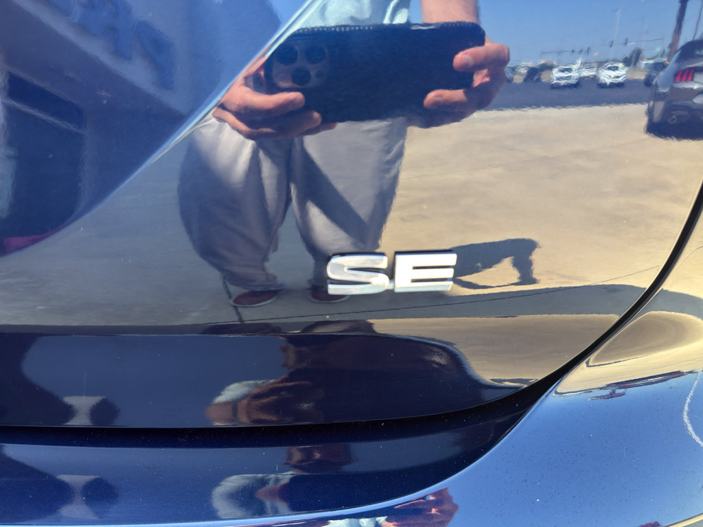 Used 2025 Mitsubishi Outlander SE AWD/4WD image 9