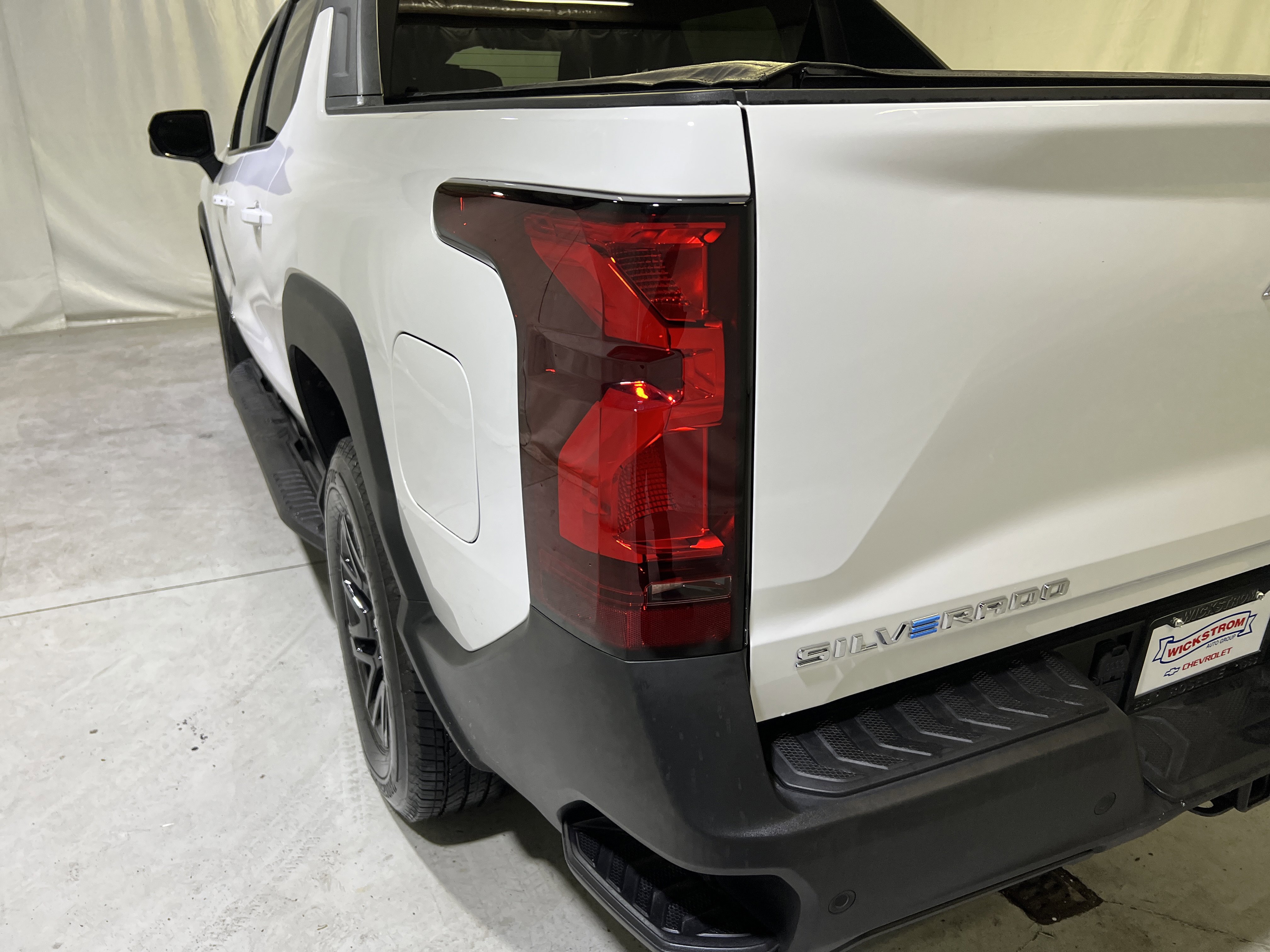Certified 2024 Chevrolet Silverado EV W/T AWD/4WD image 10