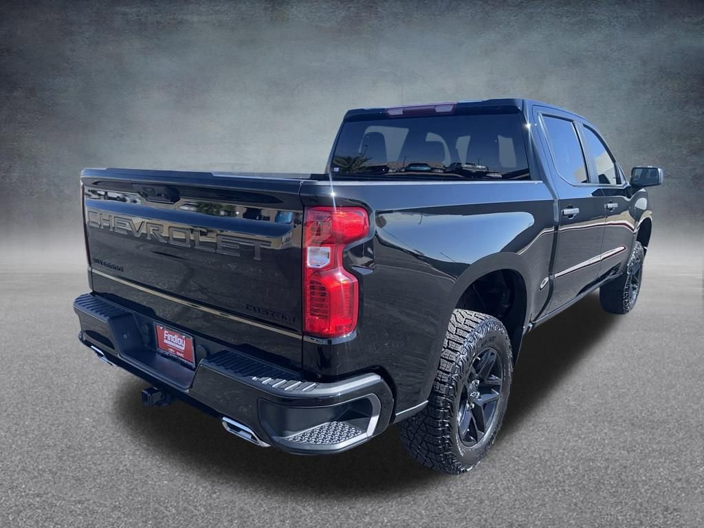 Used 2024 Chevrolet Silverado 1500 Custom Trail Boss w/ LPO, Dark Essentials Package AWD/4WD image 3