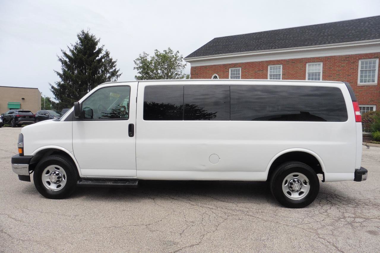 Used 2020 Chevrolet Express 3500 LT w/ LT Preferred Equipment Group RWD image 20