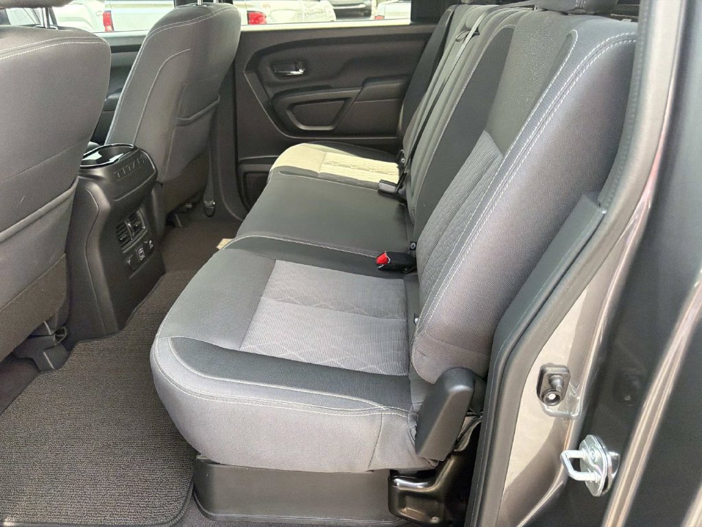 Used 2023 Nissan Titan SV w/ SV Convenience Package AWD/4WD image 14