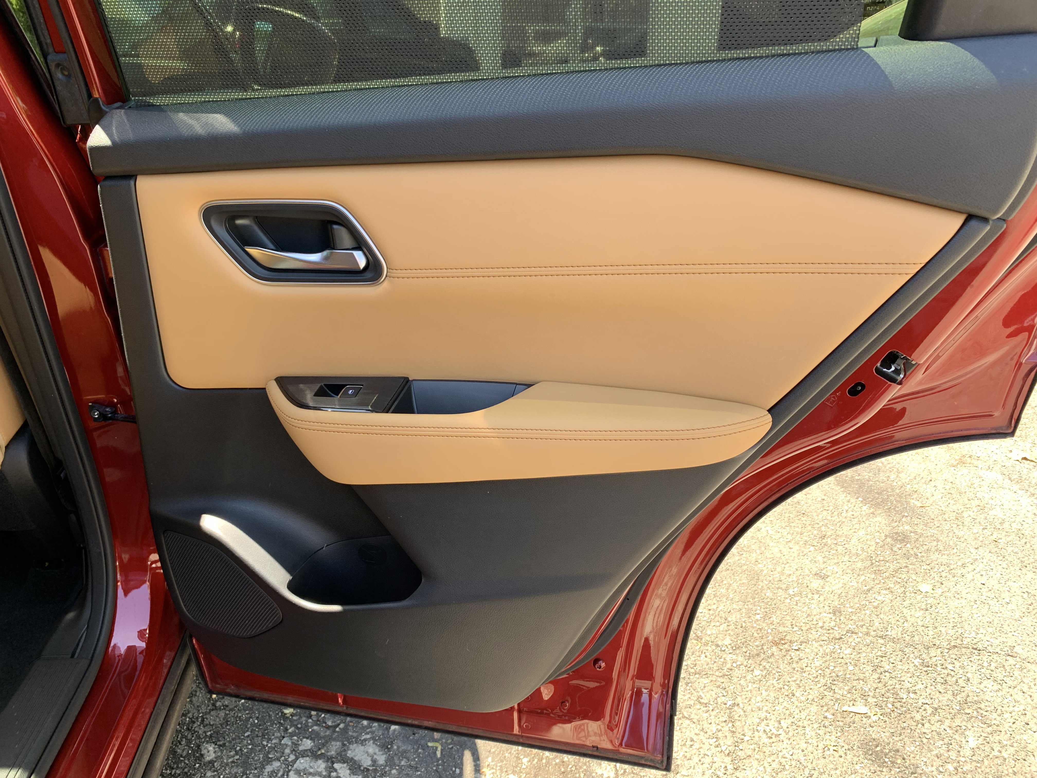 Used 2023 Nissan Rogue Platinum image 30