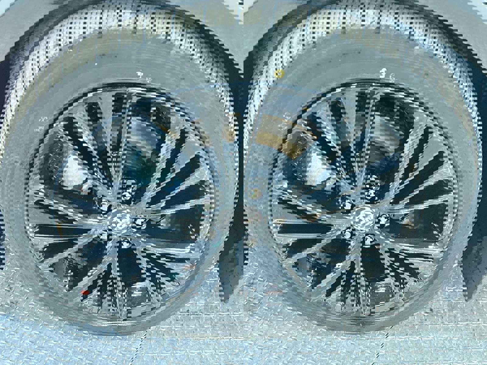 New 2026 Toyota Prius Plug-In Hybrid image 10