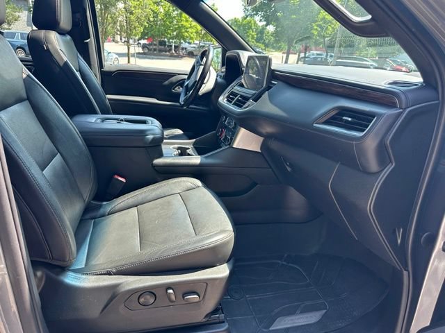 Used 2021 Chevrolet Tahoe LT w/ LT Signature Package AWD/4WD image 32