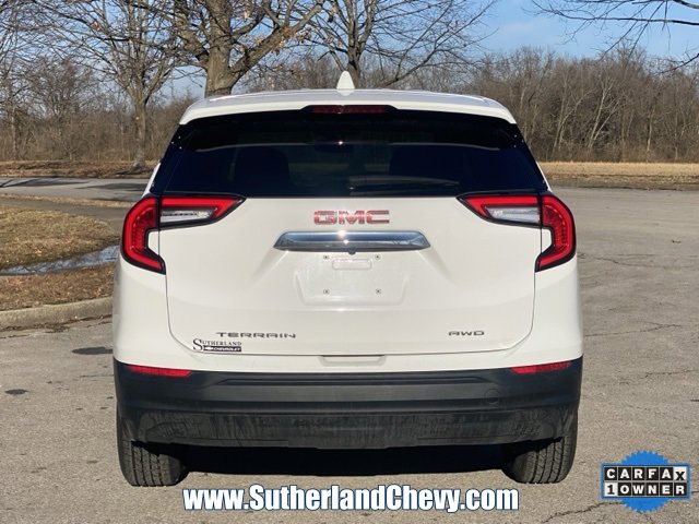 Used 2024 GMC Terrain SLE image 6