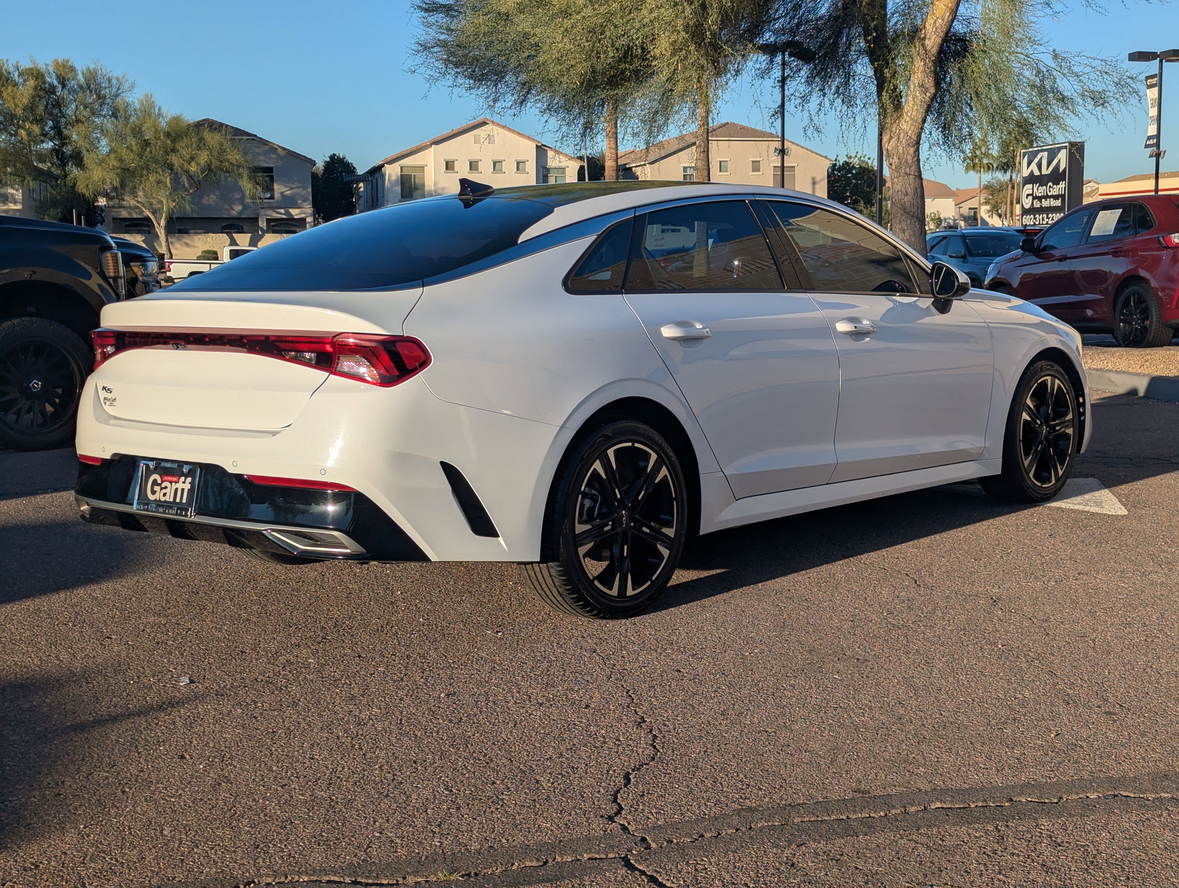 Used 2022 Kia K5 EX image 3