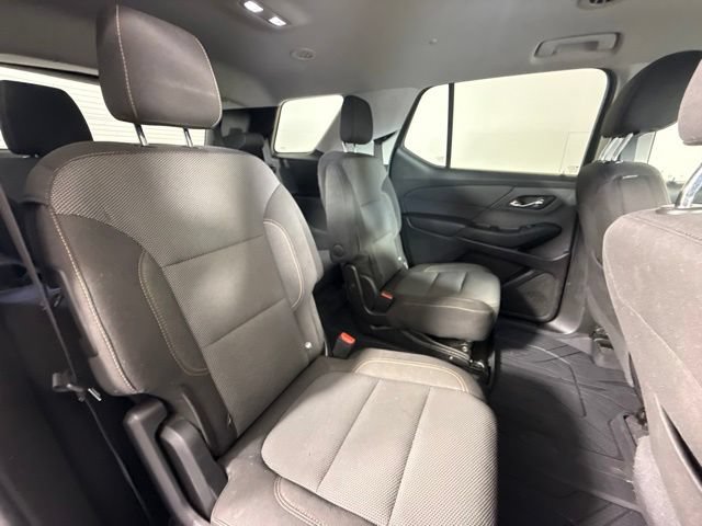 Used 2018 Chevrolet Traverse LT w/ LPO, Floor Liner Package AWD/4WD image 32