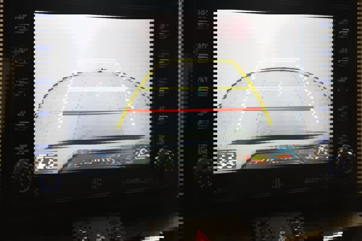 Used 2021 Toyota RAV4 XSE image 10