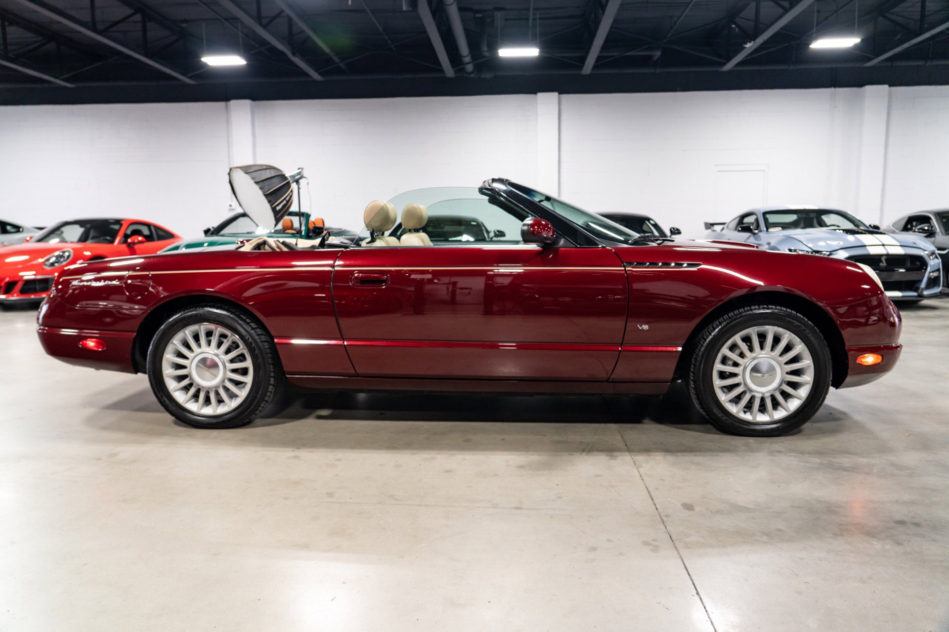 Used 2004 Ford Thunderbird Deluxe image 6