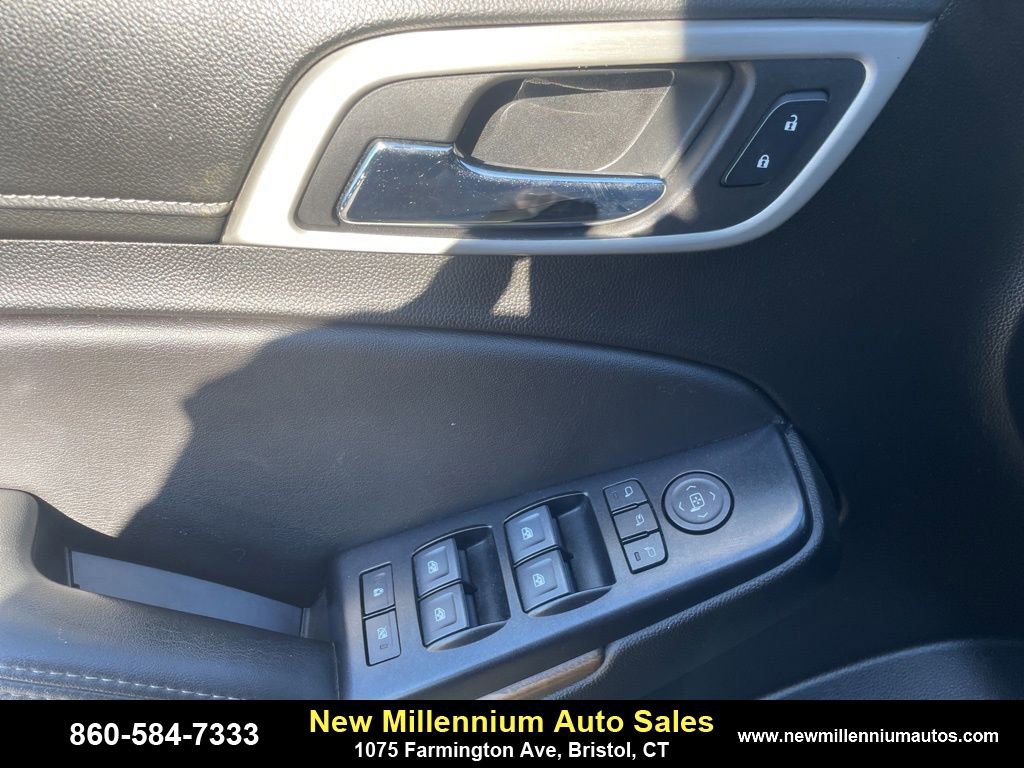 Used 2020 GMC Yukon Denali w/ Denali Ultimate Package image 13