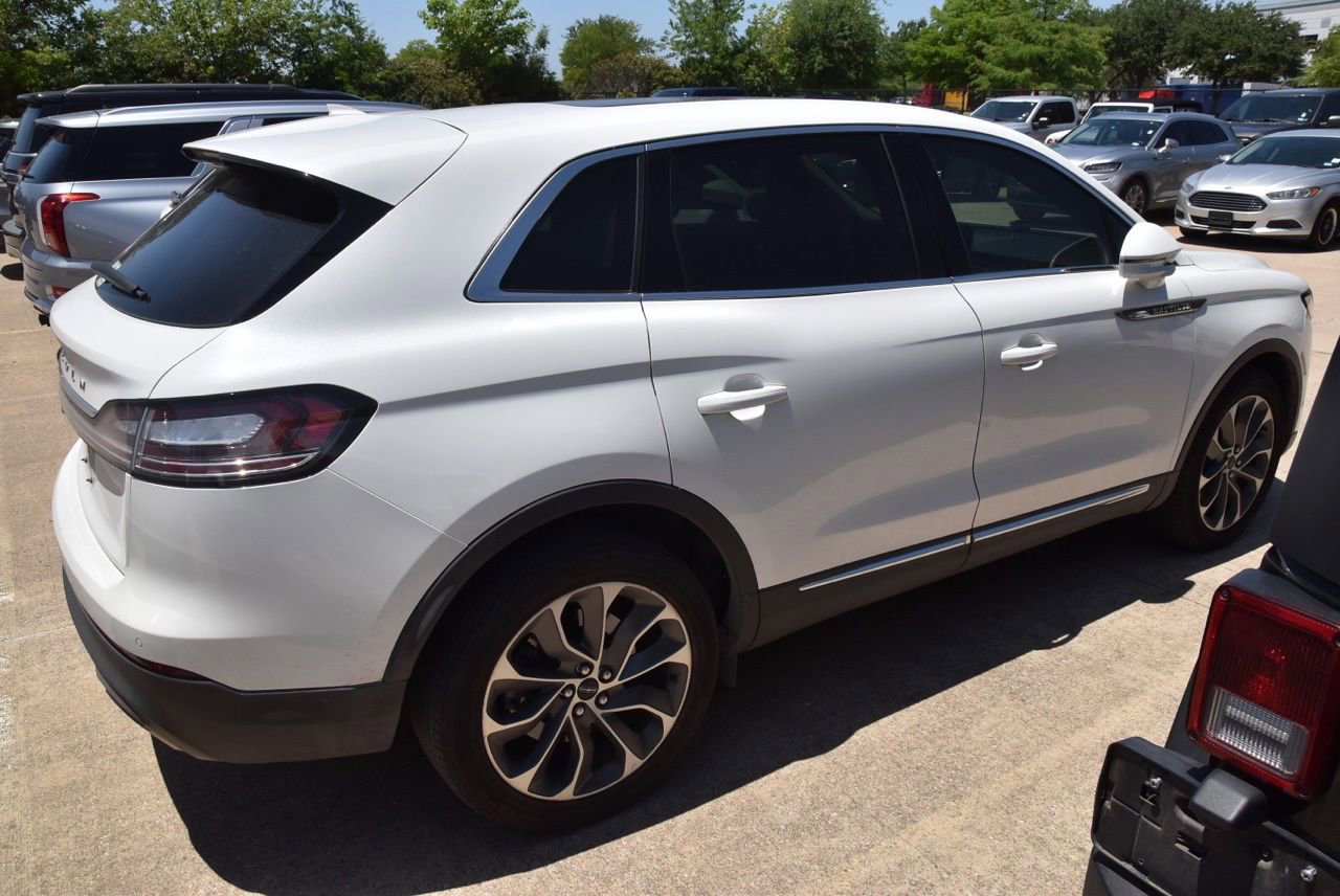 Used 2023 Lincoln Nautilus Reserve w/ Equipment Group 201A AWD/4WD image 6