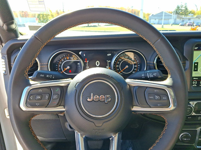 Used 2023 Jeep Gladiator Overland image 17