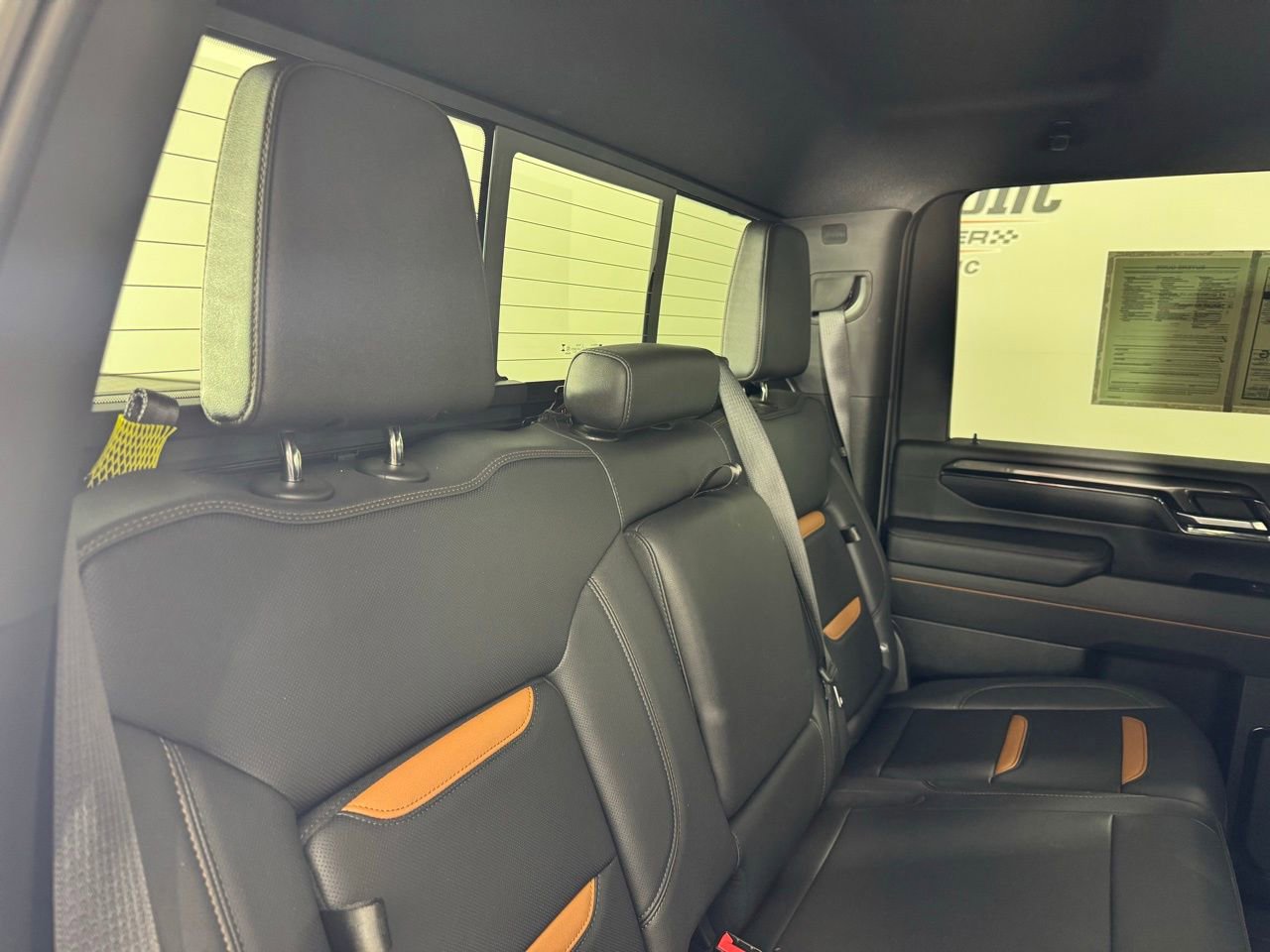 Used 2024 GMC Sierra 2500 AT4 w/ Technology Package image 28