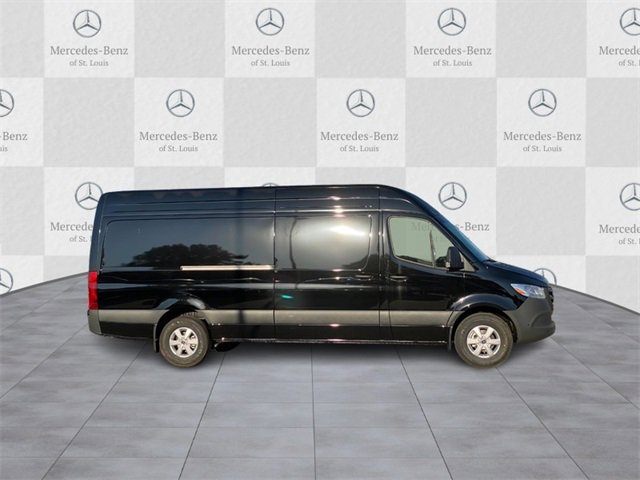 New 2025 Mercedes-Benz Sprinter 2500 image 2