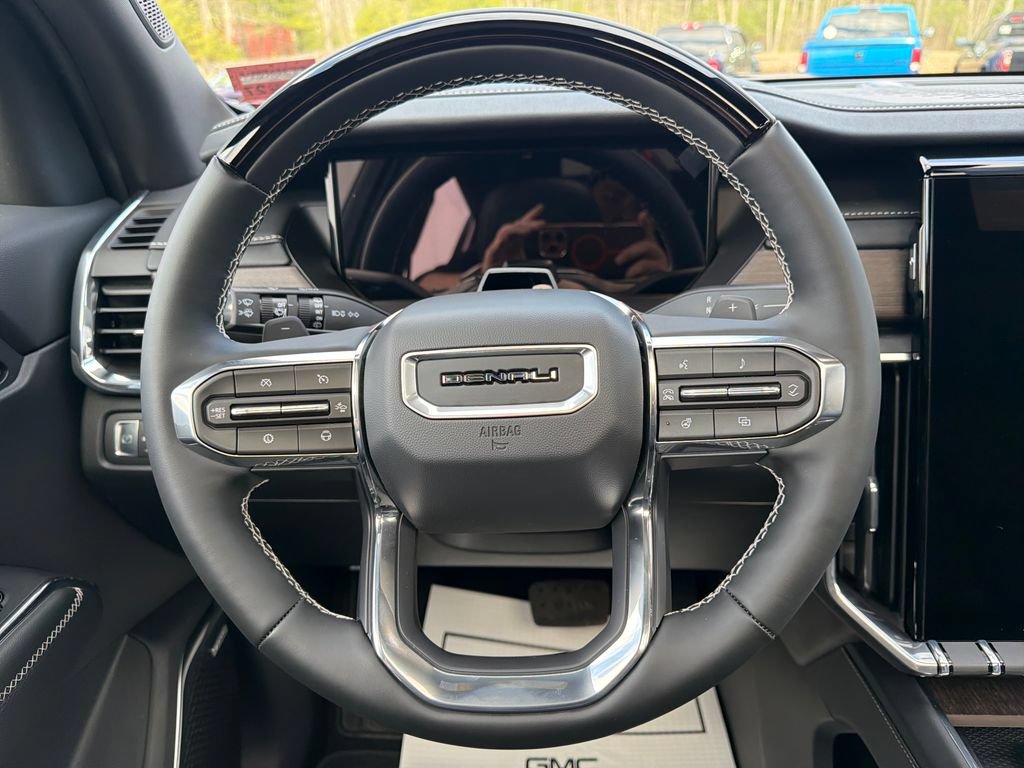 New 2026 GMC Acadia Denali AWD/4WD image 16