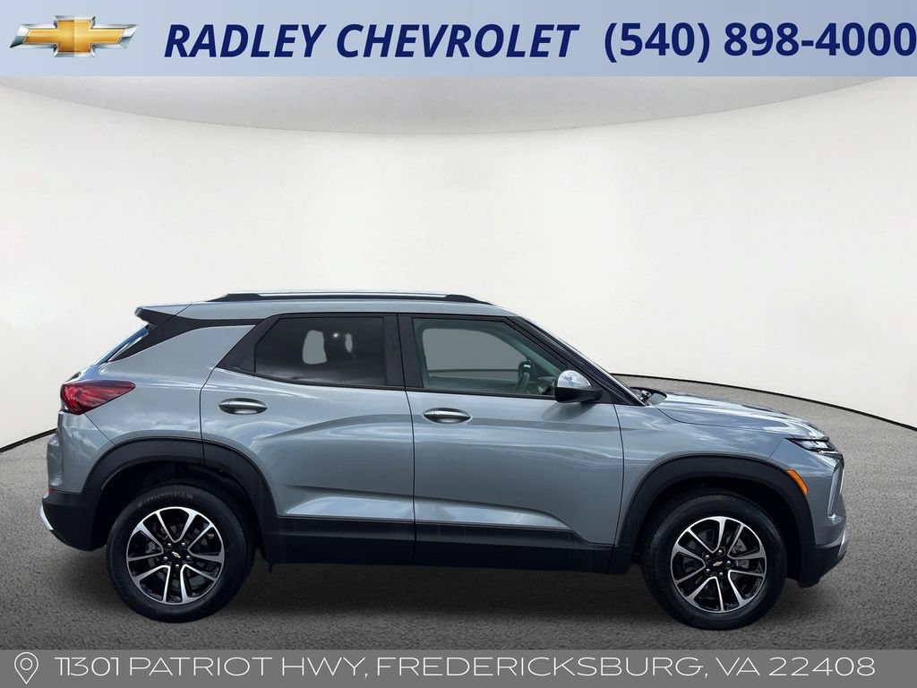 Certified 2025 Chevrolet TrailBlazer LT AWD/4WD image 19