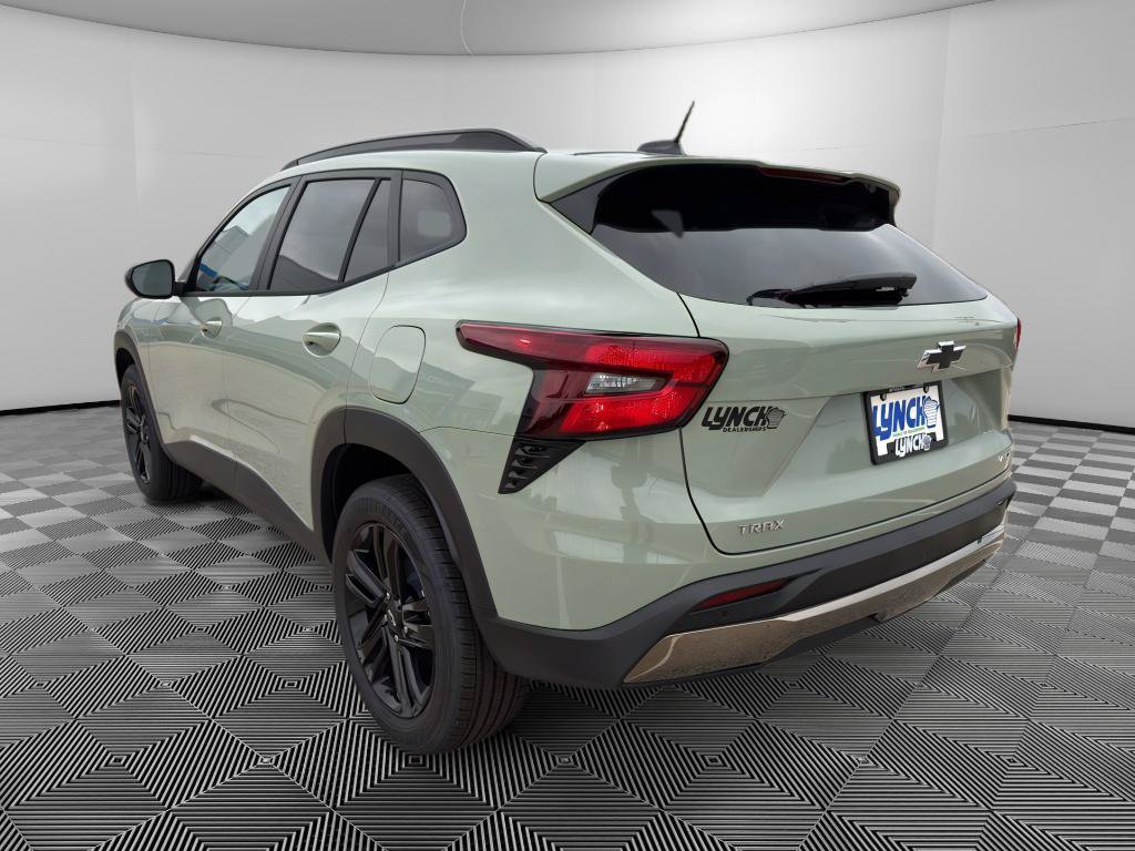 New 2026 Chevrolet Trax ACTIV w/ Driver Confidence Package FWD image 3
