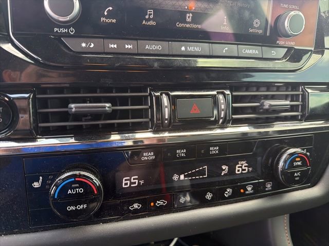 Used 2025 Nissan Pathfinder Rock Creek AWD/4WD image 14