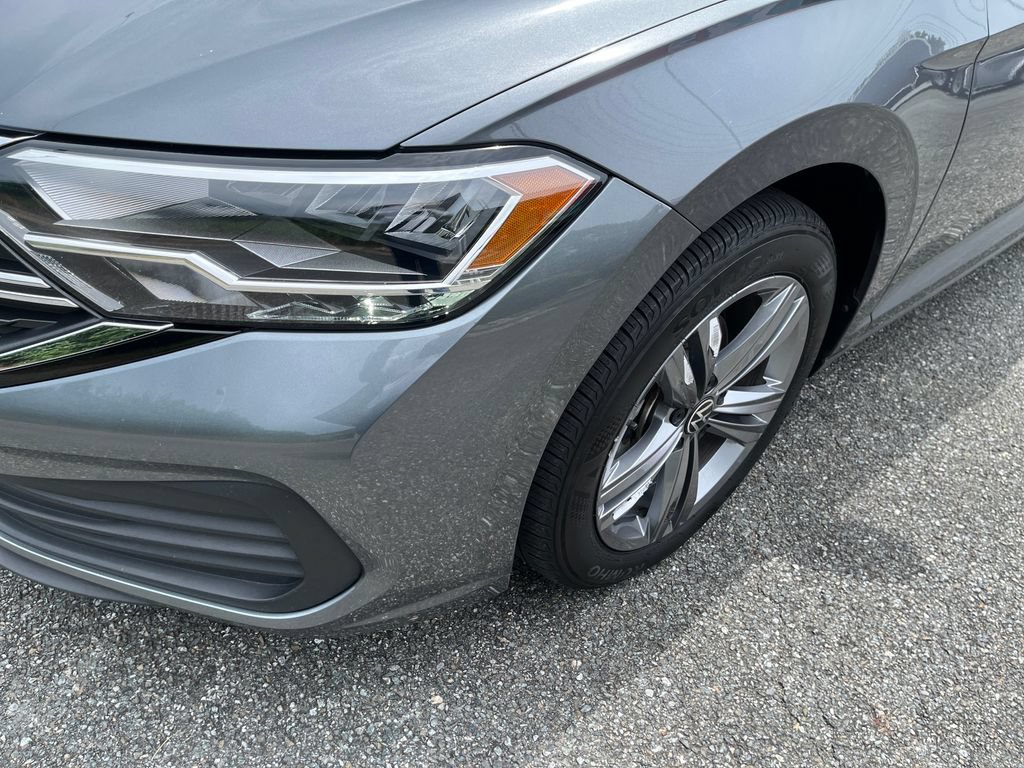 Used 2024 Volkswagen Jetta SE FWD image 41
