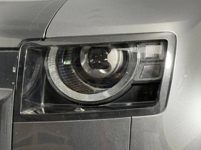 Used 2024 Land Rover Defender 110 X AWD/4WD image 13