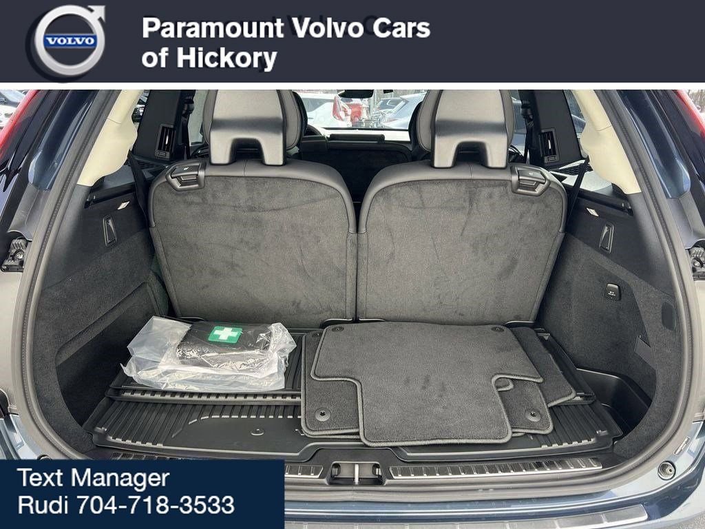 New 2025 Volvo XC90 B6 Plus w/ Protection Package Premier image 31