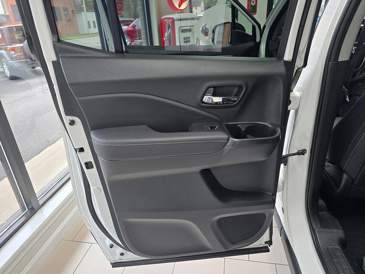 Used 2023 Honda Ridgeline RTL-E image 25