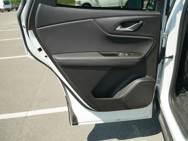 Used 2024 Chevrolet Blazer LT w/ Convenience Package FWD image 16