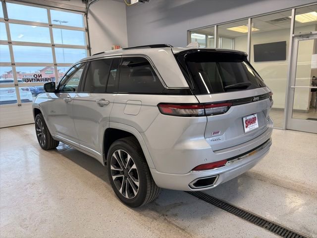 Used 2022 Jeep Grand Cherokee Overland AWD/4WD image 7