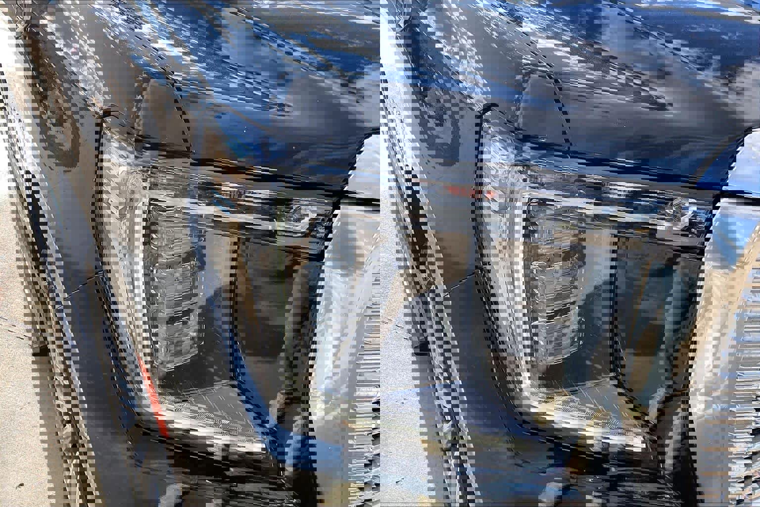 Used 2022 GMC Yukon XL Denali image 27