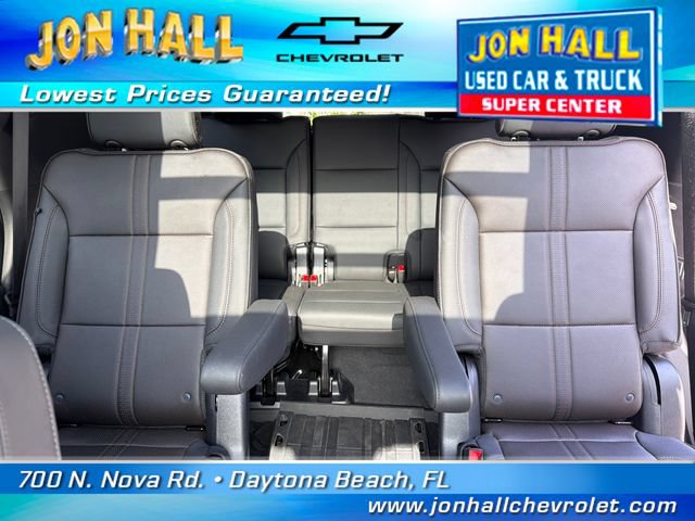Used 2025 Chevrolet Tahoe High Country AWD/4WD image 24