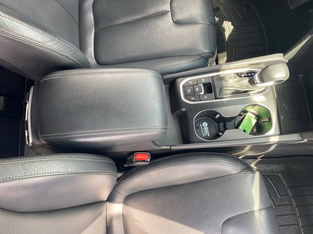 Used 2020 Hyundai Santa Fe SEL w/ Convenience + Premium Package AWD/4WD image 55