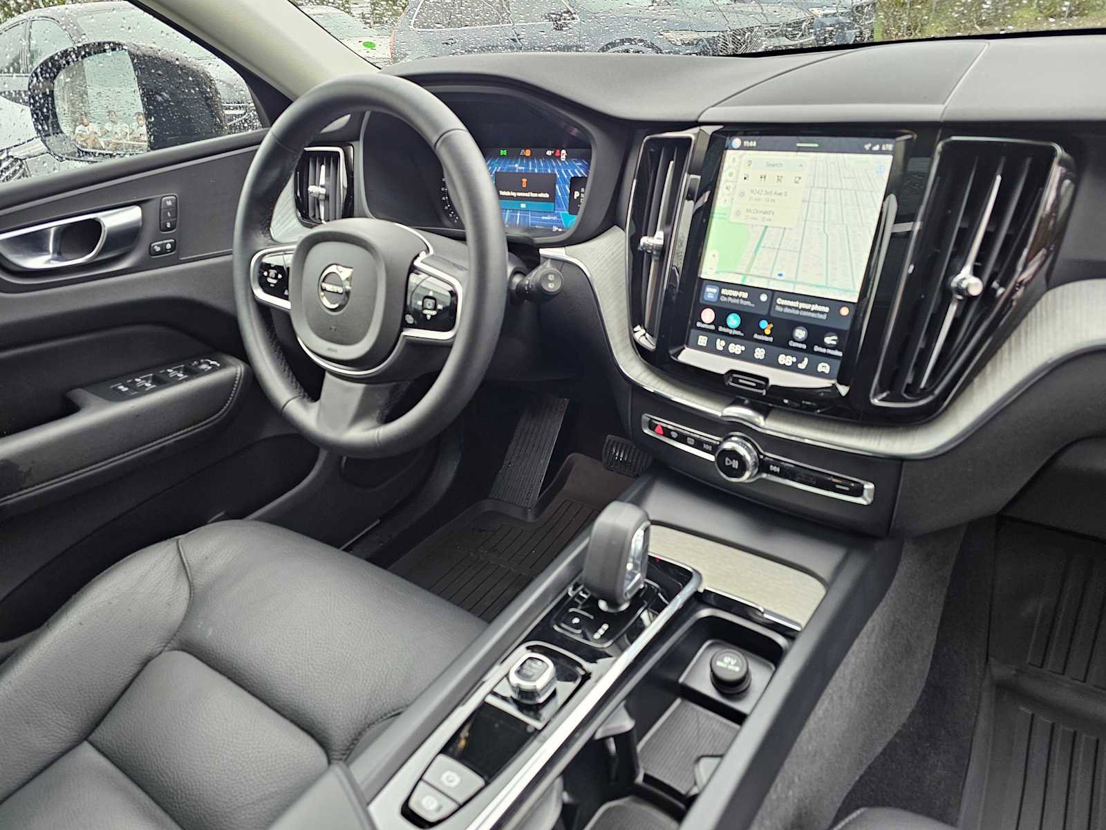 Used 2025 Volvo XC60 B5 Plus w/ Protection Package Premier image 12