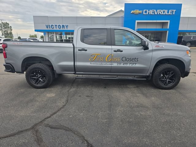 Used 2024 Chevrolet Silverado 1500 LT Trail Boss w/ LT Trail Boss Premium Package AWD/4WD image 7