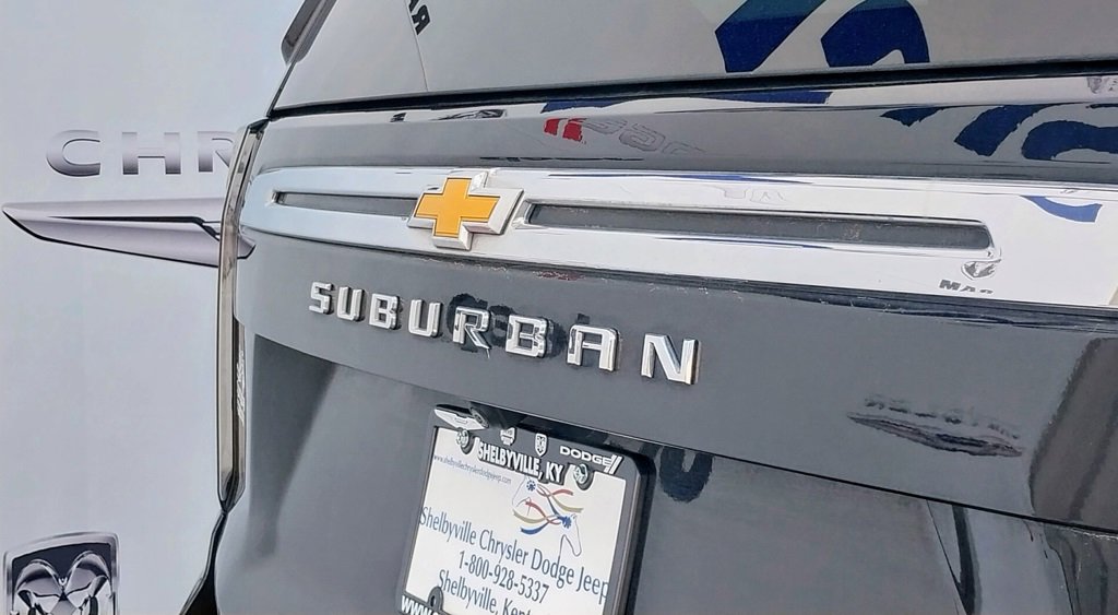 Used 2023 Chevrolet Suburban LT image 10