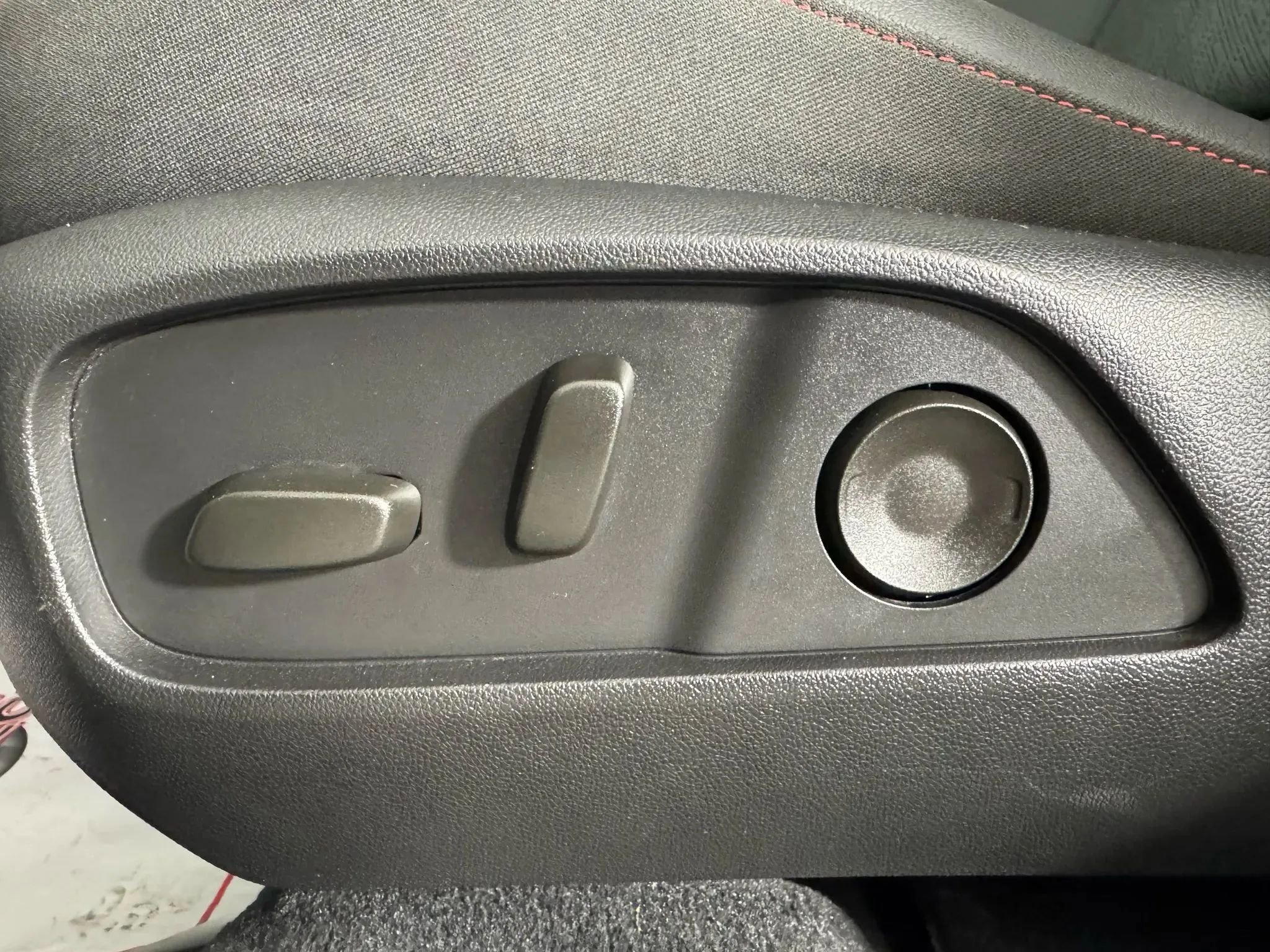 Used 2026 Chevrolet Equinox RS w/ Convenience Package III image 36