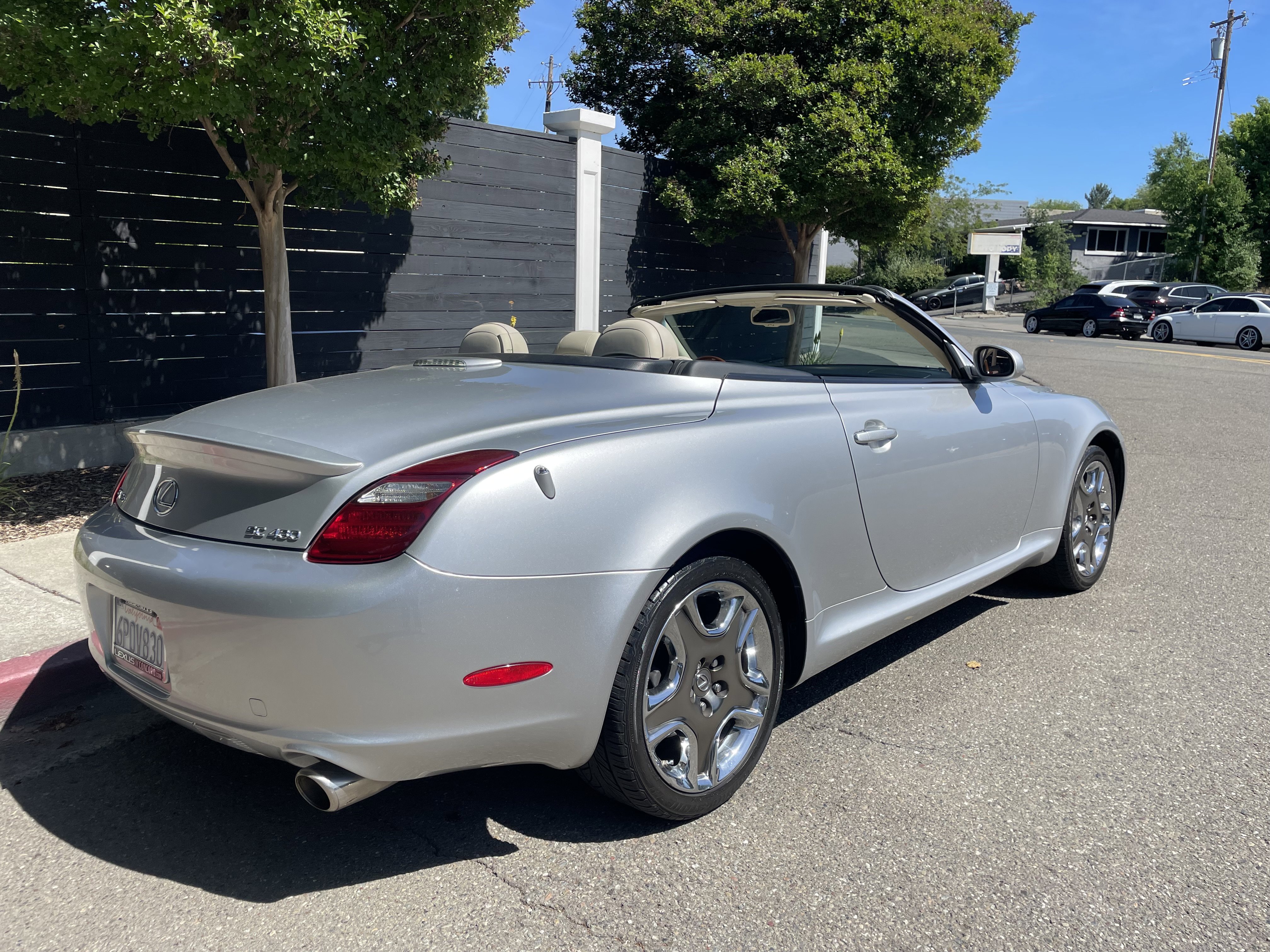 Used 2007 Lexus SC 430 Convertible RWD image 7