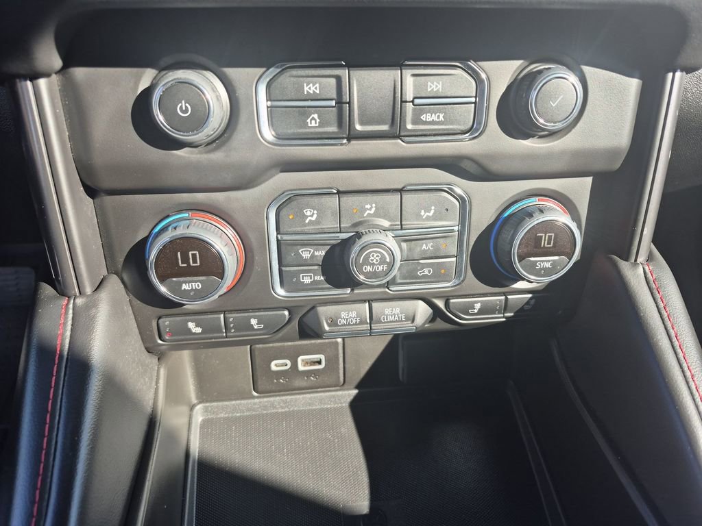 Used 2024 Chevrolet Tahoe RST w/ Luxury Package image 25