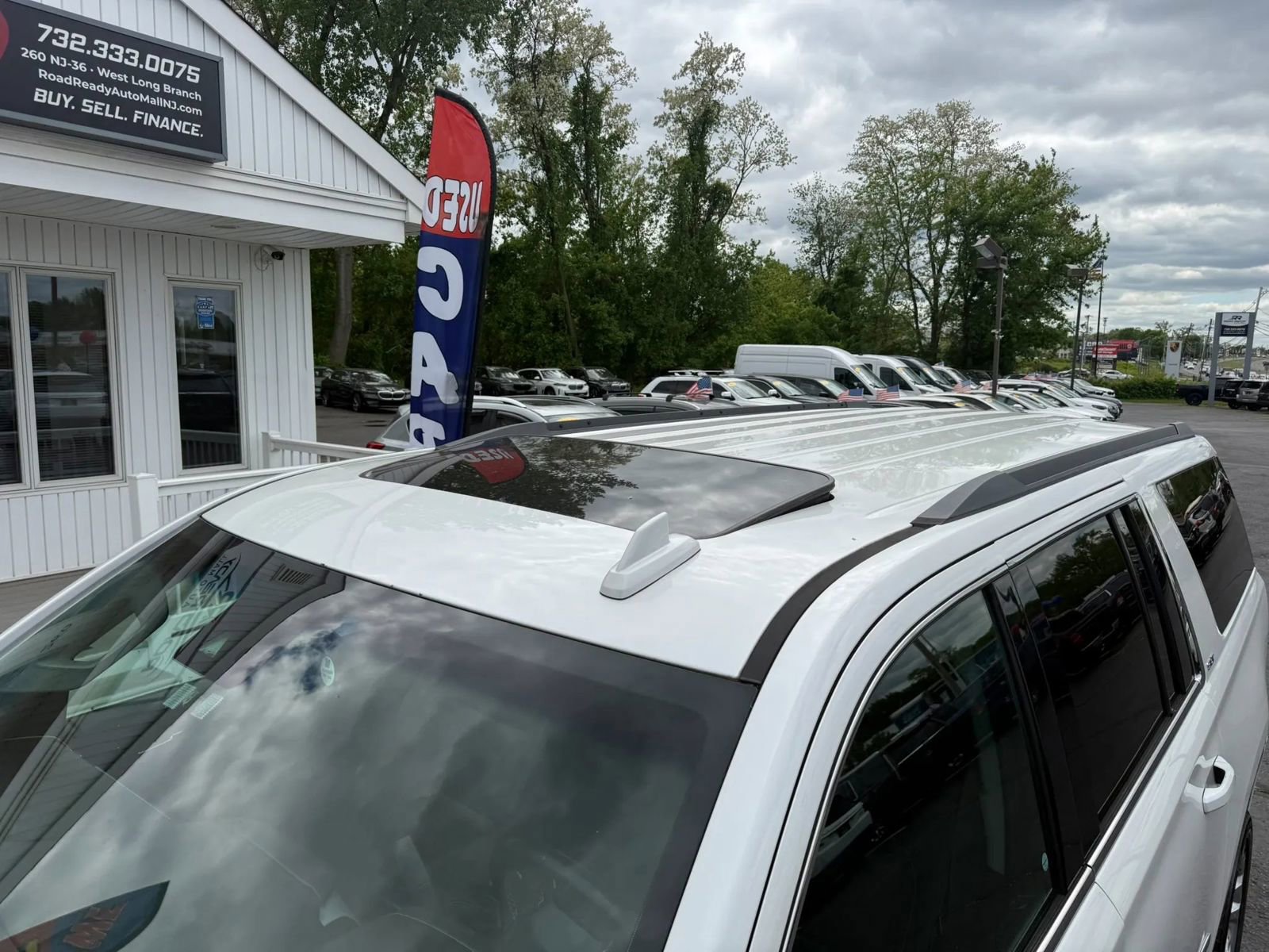 Used 2017 GMC Yukon XL SLT w/ Premium Edition AWD/4WD image 65