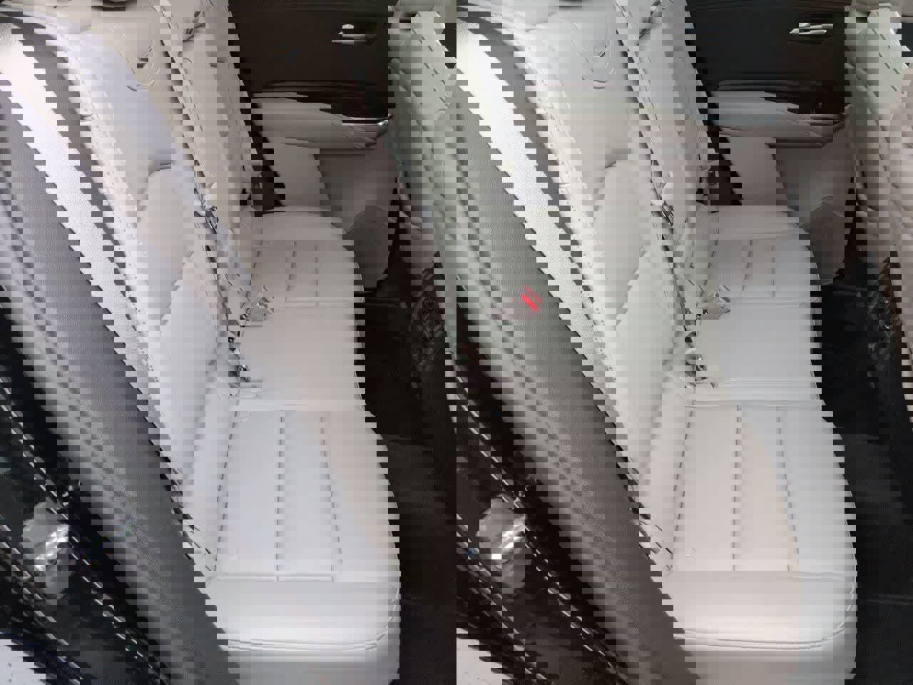 Used 2023 Cadillac XT4 Premium Luxury w/ Cold Weather Package image 21