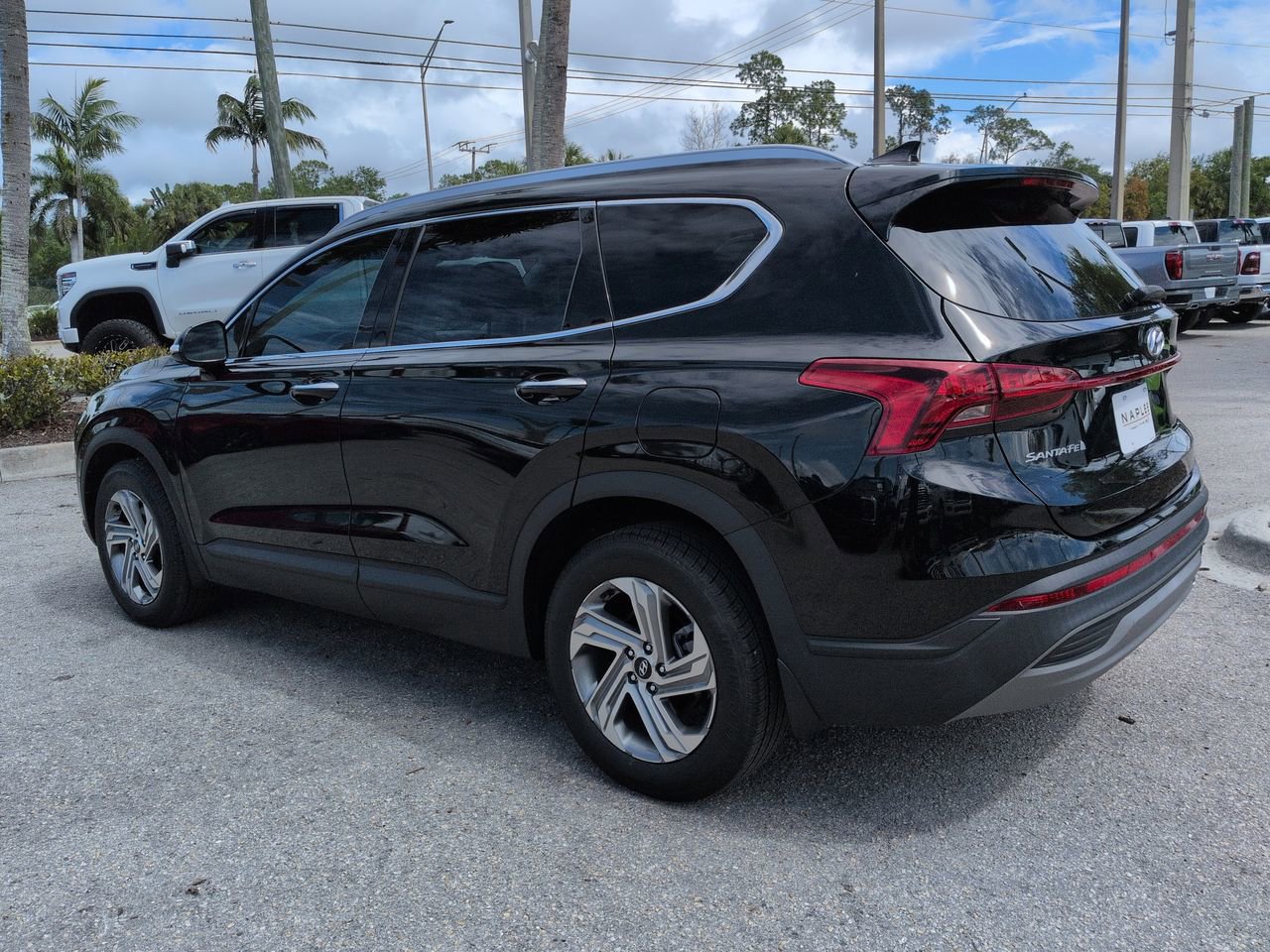 Used 2023 Hyundai Santa Fe SEL image 7