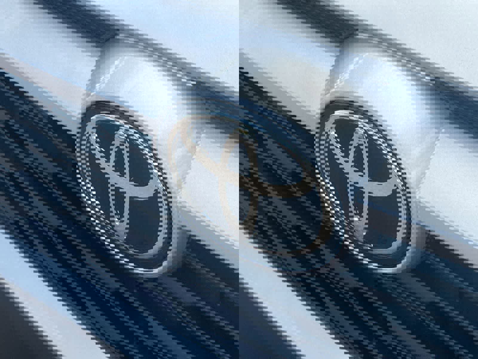 New 2025 Toyota RAV4 XLE Premium w/ Weather Package image 32