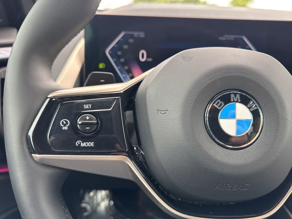 Used 2025 BMW X3 xDrive30i AWD/4WD image 14